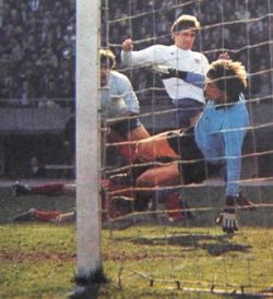 Detalj iz osmog minuta, Boriša Đorđević postiže vodeći gol za Hajduk