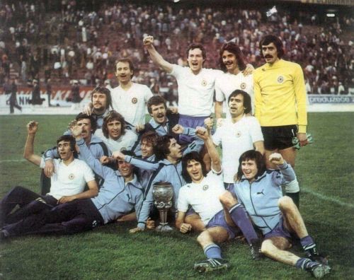 Ekipa Hajduka koja je peti put uzastopno osvojila "trofej nad trofejima"