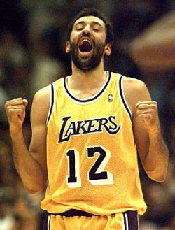 Vlade Divac u dresu Los Anđeles Lejkersa