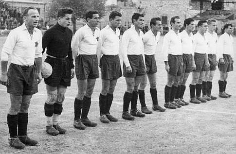 Hajduk: Frane Matošić, Vladimir Beara, Ljubomir Kokeza, Stane Krstulović, Branko Viđak, Krešimir Arapović, Slavko Luštica, Božo Broketa, Ervin Katnić, Bernard Vukas i Ivo Radovniković