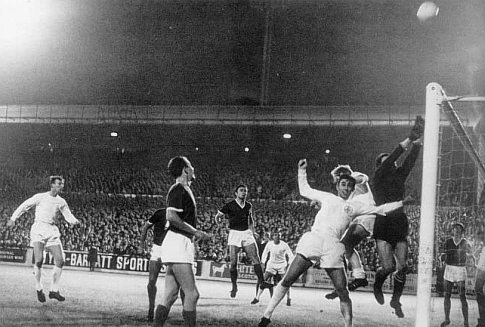Lids Junajted - Dinamo (Zagreb) 0:0 (FOTO: mightyleeds.co.uk)
