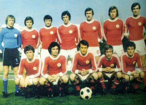 Velež, sleva, stoje: Slavko Njeguš, Džemal Hadžiabdić, Vladimir Pecelj, Dubravko Ledić, Nikola Grabovac, Vladimir Matijević i Boro Primorac. Čuče, sleva: Vladimir Ćutuk, Vahid Halilhodžić, Dušan Bajević, Franjo Vladić i Momčilo Vukoje
