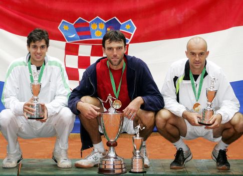 Teniseri Hrvatske, pobednici Svetskog ekipnog kupa 2006. godine (sleva): Mario Ančić, Ivo Karlović i Ivan Ljubičić
